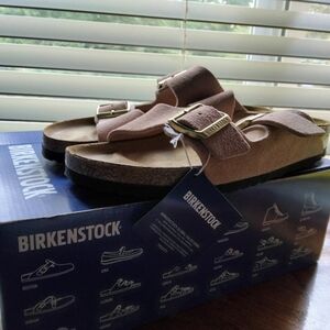 Birkenstock Tan Sandals New ! Size 40
